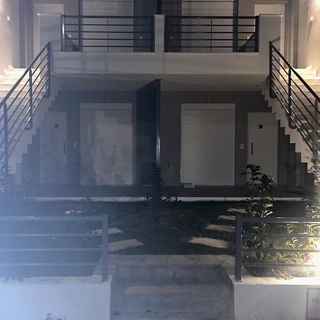 Kalofas Apartments Amaryllis Офринион Екстериор снимка