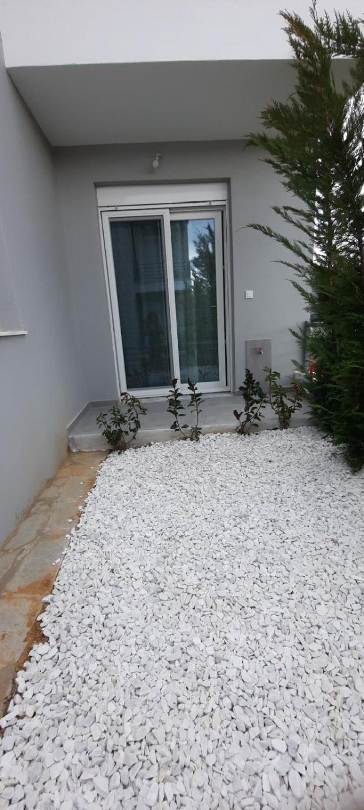 Kalofas Apartments Amaryllis Офринион Екстериор снимка